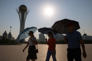 День столицы и экстремальная жара: Казахстан встречает 6 июля с ливнями, градом и +46 °C.