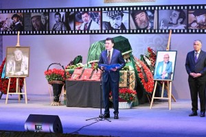 В Алматы простились с Асанали Ашимовым