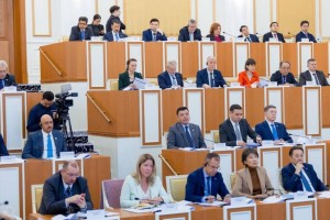 Представитель ОБСЕ посетил брифинг, посвящённый проекту новой Конституции