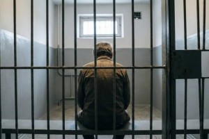 15-летняя школьница родила от 71-летнего пенсионера: суд вынес приговор