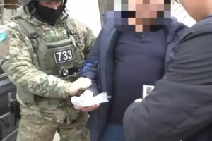 “5 миллионов за молчание“: задержание вымогателя сняли на видео в Таразе