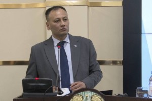 “Вы кто такой?“: чиновника из Павлодара обвинили в высокомерии