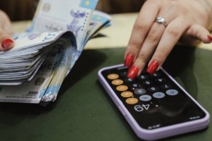 В Казахстане могут проиндексировать зарплаты на фоне роста цен на нефть