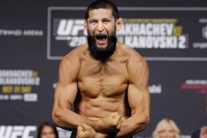 Чемпион UFC Чимаев заключил контракт с новой борцовской лигой