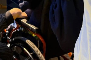 Водитель автобуса в Алматы не захотел помочь инвалиду