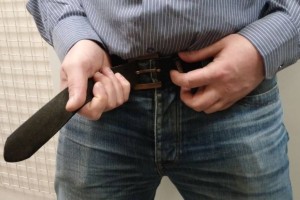 Родного отца обвиняют в тяжком преступлении против дочери