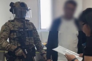 Личные данные 16 млн казахстанцев: полиция и КНБ провели обыски у коллекторов