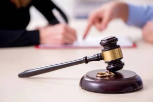 Завещание казахстанца пытались признать недействительным: суд назначил посмертную экспертизу