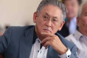 Историю помнить и знать одно, но всё время печалиться - это другое