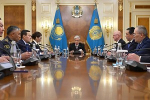 Глава государства заслушал первые итоги работы Комиссии по проверке Министерства обороны
