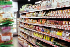 Министр нацэкономики высказался о росте зарплат и цен на продукты в Казахстане