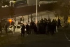 В Астане водитель сбил двух пешеходов и врезался в ограждение