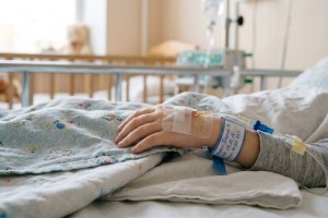 В Астане мать заявила о сильной аллергической реакции у ребенка после фастфуда