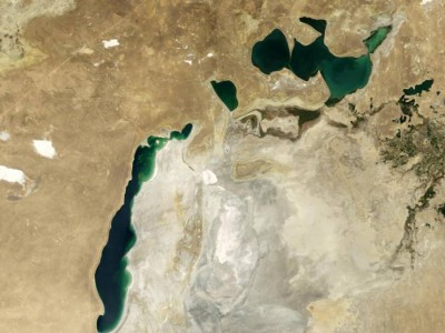 Казахстан возглавил международный фонд спасения Арала в борьбе за водные ресурсы.