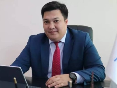 Карьерный рост Асета Турысова: путь к вице-министру финансов.