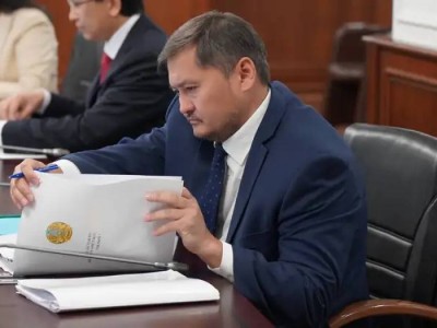 Саясат Нурбек рассказал о коррупционных схемах при поступлении в докторантуру.