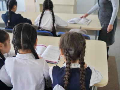 Восстановление образовательного процесса в пострадавших от паводка регионах.