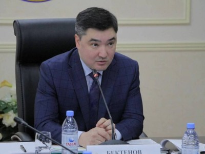 Правительство Казахстана обещает восстановить все затопленные дома.