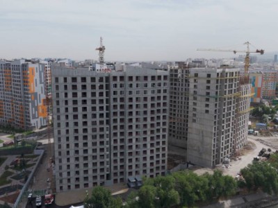 Алматинская многоэтажка прошла испытание искусственным землетрясением в 9 баллов.