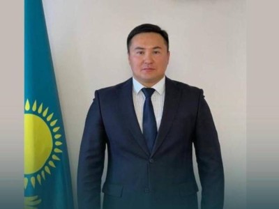 Скандал в ЗКО: лучший сельский аким попался пьяным на улице.
