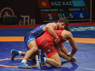 Грек-рим күресі: 3 палуанымыз Азия чемпионатының жартылай финалына шықты.