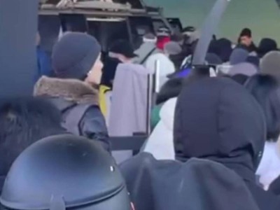 Толпа на Шымбулаке 1 января: рекордное посещение вызывает обращение представителей курорта.