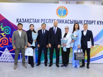 Паралимпиада ойындарына қатысатын елордалық спортшыларға құрмет көрсетілді.