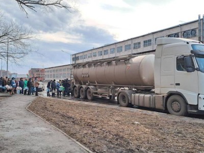 Казахстан переживает водный кризис: паводки и проблемы с водоснабжением.