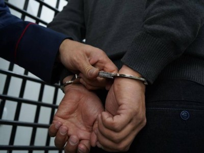 Возвращение из России в Казахстан подозреваемого в мошенничестве на полмиллиарда тенге.