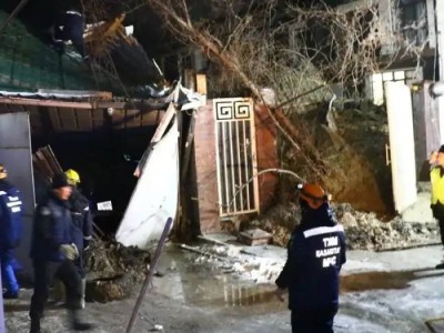Как справиться с последствиями оползня в Алматы: поиск пострадавших и причины происшествия.