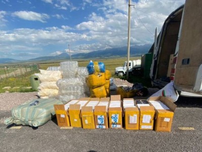 На границе Кыргызстана и Казахстана пресечена крупная контрабандная операция.