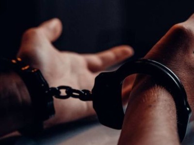 Глава Казахстана подписал закон о противодействии торговле людьми.