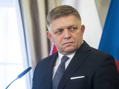 Роберт Фицо: «Я прощаю стрелявшего в меня и вернусь к работе».