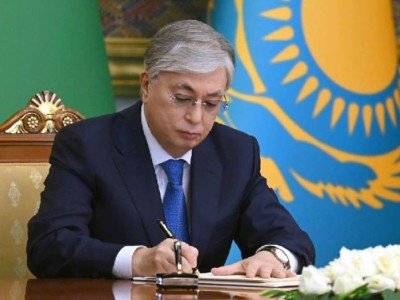 Переговоры Токаева и Путина в Астане: обсуждение сотрудничества и визит российского журналиста.