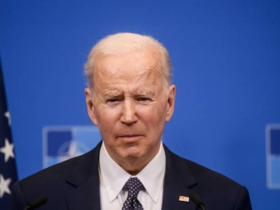 Байден объяснил провал на дебатах с Трампом.