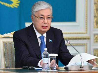 Токаев предлагает Путину помощь в расследовании терактов в Дагестане.