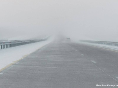 Непогода в Казахстане: закрыты дороги в 6 областях.