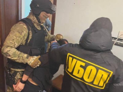 Избитый иностранец спасен от вымогателей в Атырау.