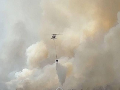 Пожар близ Атырау: тушение осложняют погодные условия и сложность местности.