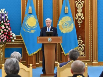 Токаев предупредил тех, кто мешает работе врачей.