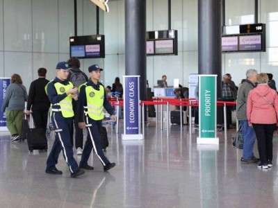 Алматинца наказали за неуместную шутку в аэропорту.