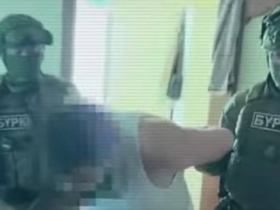 Банда охранников держала в страхе бизнесменов в Алматы.