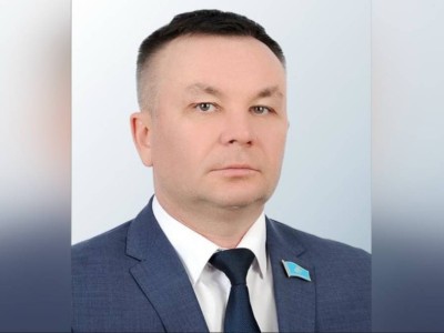 Депутату вынесли приговор в СКО: конфискованы 6 квартир, Porsche и BMW.