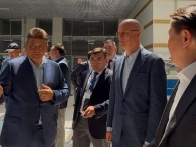 Роман Скляр проверил модернизацию пункта пропуска «Нур Жолы» на границе с Китаем.