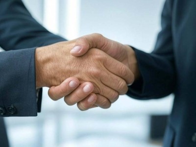 Казахмыс удовлетворяет требования работников и обсуждает повышение зарплат.