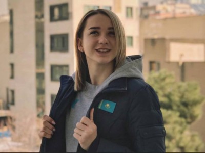 Чемпионку Азии не пустили в гостиницу Алматы из-за ребенка