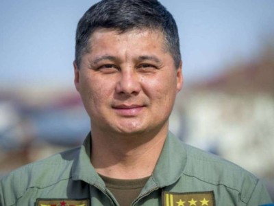 Токаев сменил командующего ВВС