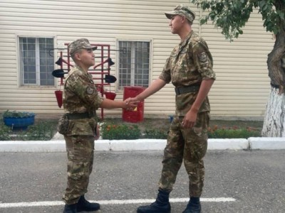 В армии Казахстана служит самый высокий солдат страны