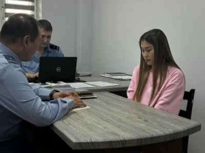 19-летней алматинке пришлось объясняться свои пранки в Китае