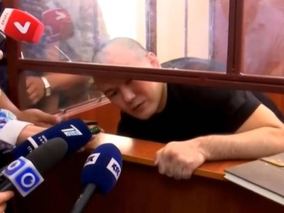 СМИ показали лицо напавшего на Берденова
